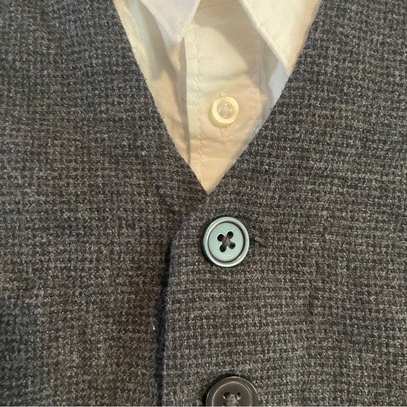 Carter’s grey vest, grey pants, white button down onesie, size 18 months - Picture 5 of 7